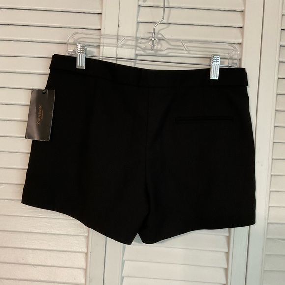 NWT Zara Black Shorts Sz M with Silver detailing, zipper with hook and bar close - Picture 3 of 4